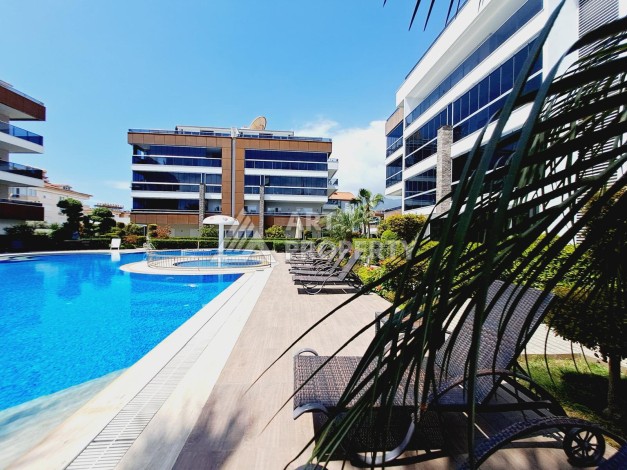 Дуплекс 4+1 под ВНЖ в Тосмуре, 700 метров от моря. - Ракурс 3