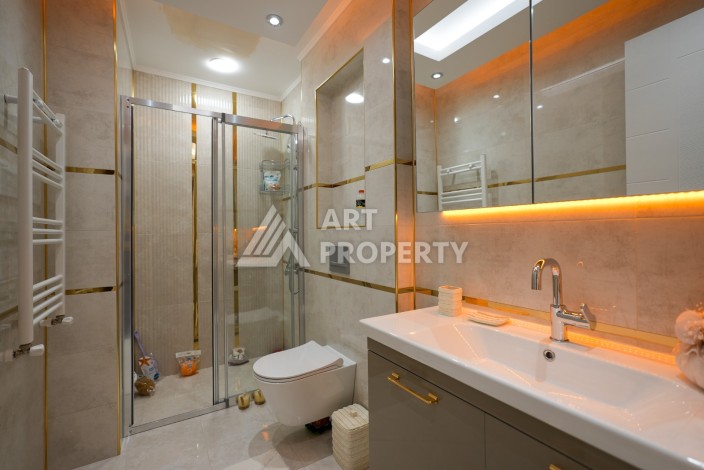 Роскошный дуплекс 4+1 с видом на море в Махмутларе, 183 кв.м. - Ракурс 8