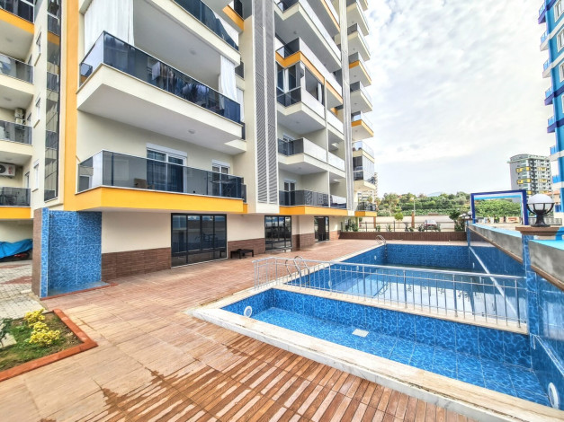 Двухкомнатная меблированная квартира на расстоянии 600 метров от Средиземного моря, район Махмутлар, Алания 60 м2 - Ракурс 2