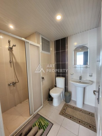 Просторная квартира 2+1 с мебелью в 350 метрах от моря в Махмутларе - Ракурс 22