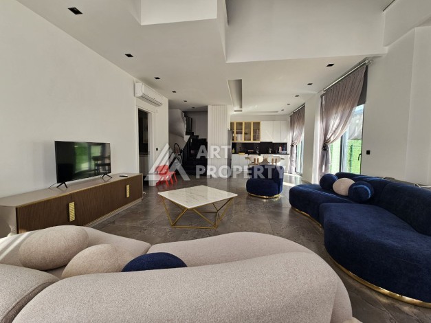 Стильный лофт 1+1 с большой террасой и барбекю в Каргыджаке, 208 кв.м. - Ракурс 35