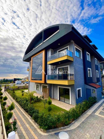 Двухуровневые апартаменты 2+1 и 3+1 с садом и террасой в центре Алании, Буюкхасбахче. - Ракурс 3