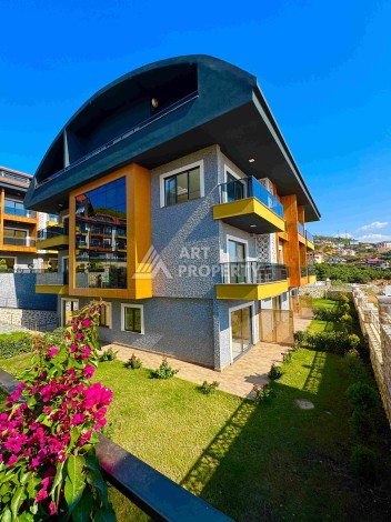 Двухуровневые апартаменты 2+1 и 3+1 с садом и террасой в центре Алании, Буюкхасбахче. - Ракурс 21