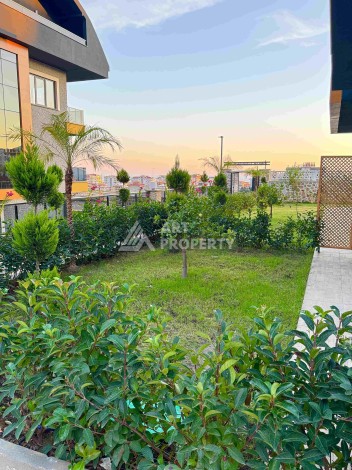 Двухуровневые апартаменты 2+1 и 3+1 с садом и террасой в центре Алании, Буюкхасбахче. - Ракурс 37