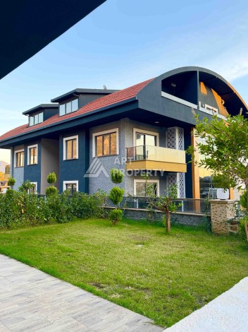 Двухуровневые апартаменты 2+1 и 3+1 с садом и террасой в центре Алании, Буюкхасбахче. - Ракурс 48