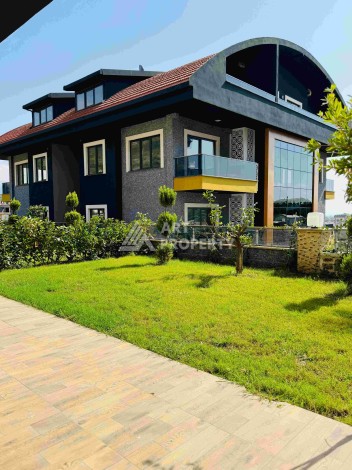 Двухуровневые апартаменты 2+1 и 3+1 с садом и террасой в центре Алании, Буюкхасбахче. - Ракурс 86