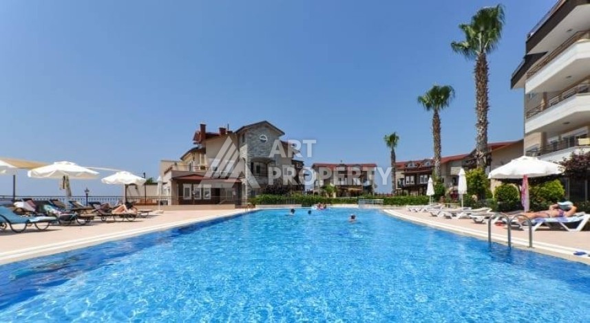 Пентхаус 2+1 в районе Тюрклер — всего 300 м до моря - Ракурс 4