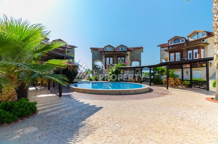 Пентхаус 2+1 в районе Тюрклер — всего 300 м до моря - Ракурс 5