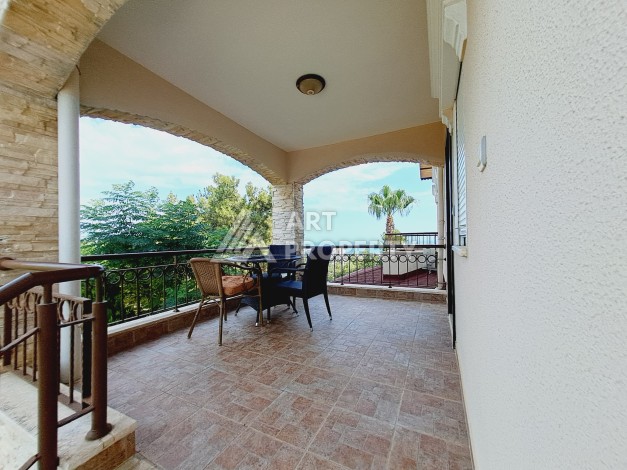 Пентхаус 2+1 в районе Тюрклер — всего 300 м до моря - Ракурс 30