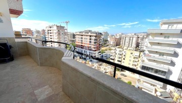 Светлая квартира 3+1 с видом на море в центре Махмутлара, 140 м² - Ракурс 13
