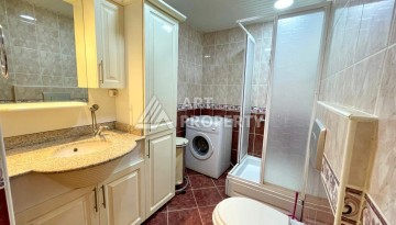 Светлая квартира 3+1 с видом на море в центре Махмутлара, 140 м² - Ракурс 14