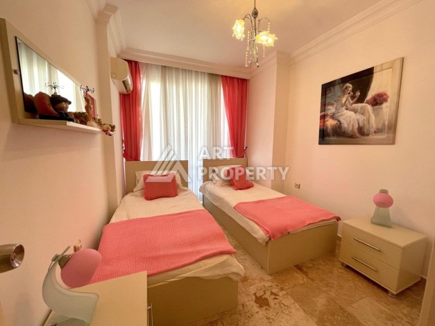 Светлая квартира 3+1 с видом на море в центре Махмутлара, 140 м² - Ракурс 14