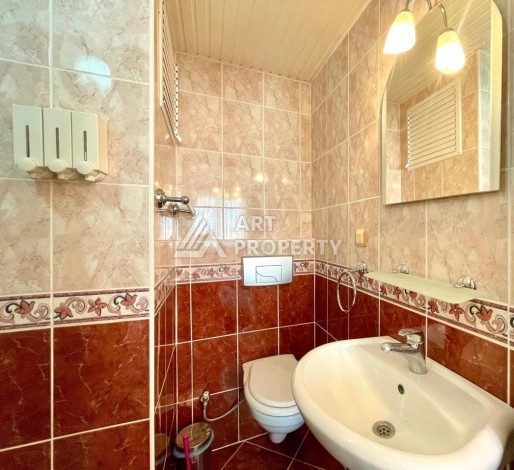 Светлая квартира 3+1 с видом на море в центре Махмутлара, 140 м² - Ракурс 15