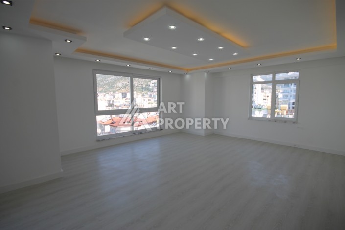 Просторная квартира 3+1 в 550 метрах от пляжа Клеопатры, 165 кв.м. - Ракурс 13