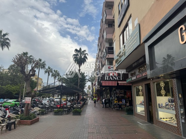 Двухкомнатная квартира возле порта Алании, 50 кв.м. Уникальная локация! - Ракурс 31