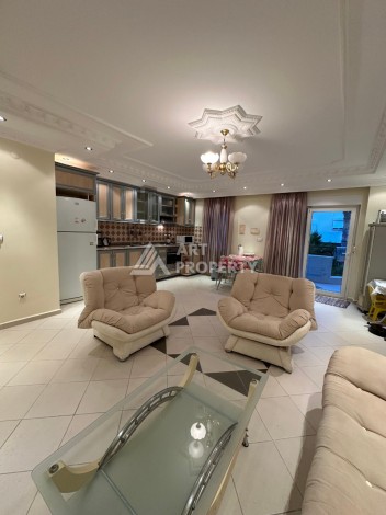 Просторная квартира 2+1 всего в 300 метрах от моря в развитом районе Махмутлар, 110 кв.м. - Ракурс 5