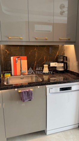 Стильная квартира 1+1 для отдыха и аренды, 500 м от моря в центре Махмутлара - Ракурс 42