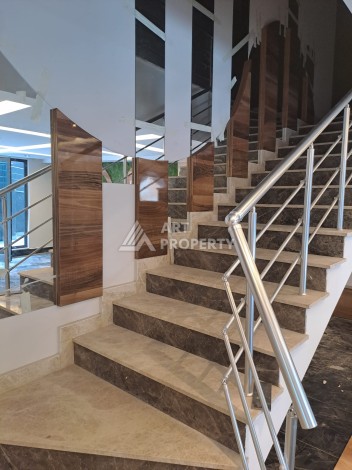 Стильный ЖК в престижном районе Оба, 550 м от моря - Ракурс 6