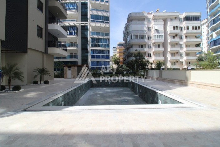 Двухкомнатная квартира 45 кв.м. в самом центре Махмутлара, всего 200 м от моря - Ракурс 4