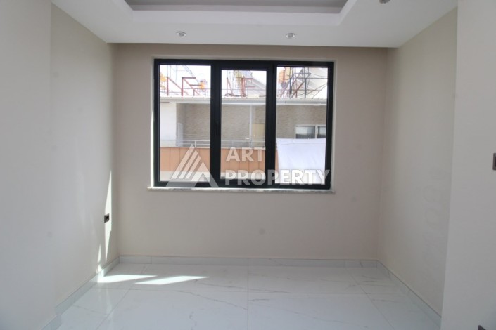 Двухкомнатная квартира 45 кв.м. в самом центре Махмутлара, всего 200 м от моря - Ракурс 5