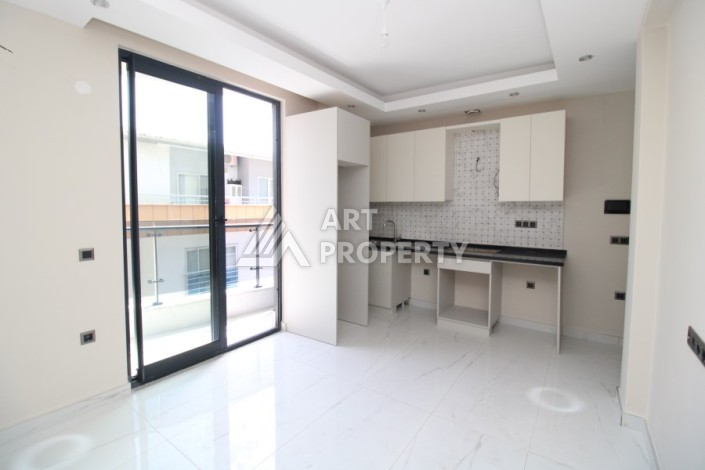 Двухкомнатная квартира 45 кв.м. в самом центре Махмутлара, всего 200 м от моря - Ракурс 6