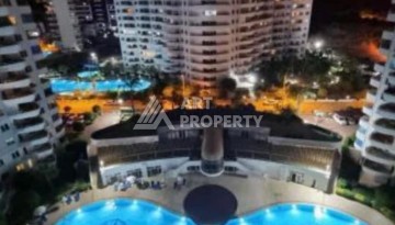 Квартира 2+1 в престижном ЖК всего 650 м от моря в Махмутларе - Ракурс 6