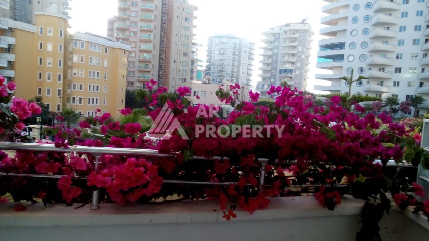 Квартира 2+1 в престижном ЖК всего 650 м от моря в Махмутларе - Ракурс 26