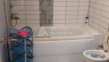 Квартира 2+1 в престижном ЖК всего 650 м от моря в Махмутларе - Ракурс 31