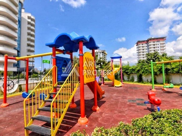 Квартира 2+1 в престижном ЖК всего 650 м от моря в Махмутларе - Ракурс 96