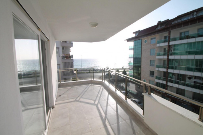 Четырехкомнатная квартира на первой береговой линии с видом на море, Кестель, Алания, 175м2. - Ракурс 5