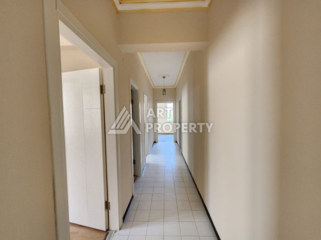 Просторная квартира 3+1 в центре Анталии, 165 кв.м. В 3 минутах от МаркАнталия. - Ракурс 1