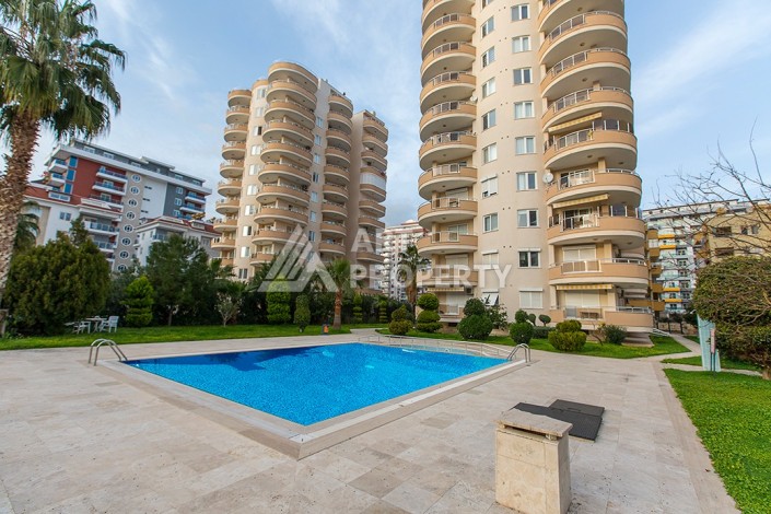 Просторная квартира 2+1 с мебелью и техникой в Махмутларе, 120 кв.м. - Ракурс 3