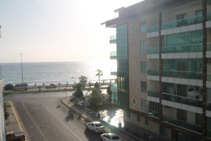 Четырехкомнатная квартира на первой береговой линии с видом на море, Кестель, Алания, 175м2. - Ракурс 36