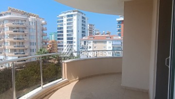 Просторная квартира 2+1 с мебелью и техникой в Махмутларе, 120 кв.м. - Ракурс 30