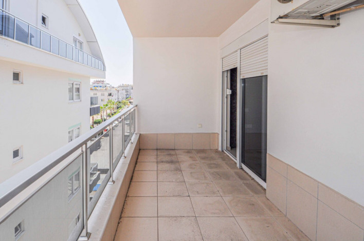 Трехкомнатная квартира рядом со знаменитым пляжем Клеопатра, Алания,135 м2 - Ракурс 6