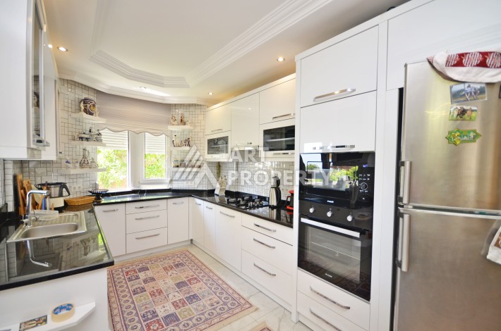 Вилла 5+1 с собственной СПА зоной, всего 200 м от моря. Кестель, Алания - Ракурс 20