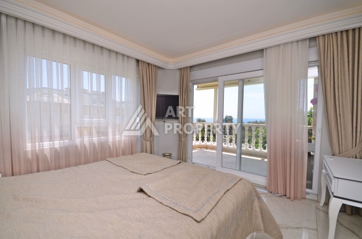 Вилла 5+1 с собственной СПА зоной, всего 200 м от моря. Кестель, Алания - Ракурс 27