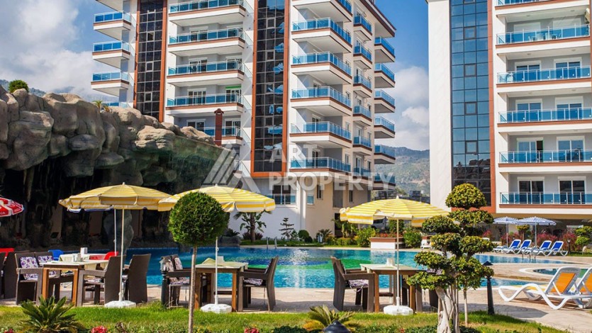 Квартира 1+1 с видом на море и крепость, 75 кв.м. В ЖК уровня 5 звезд в Оба - Ракурс 2