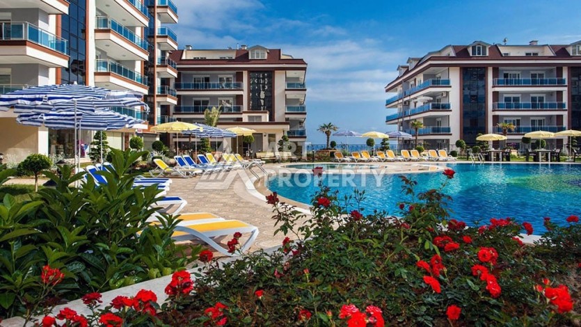 Квартира 1+1 с видом на море и крепость, 75 кв.м. В ЖК уровня 5 звезд в Оба - Ракурс 3