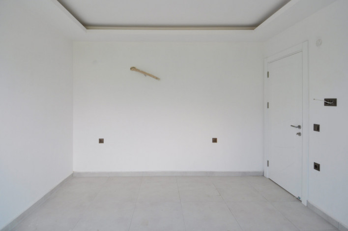 Двухкомнатные квартиры с красивыми видам в 150 метрах от пляжа в Кестель, 55м2 - Ракурс 4