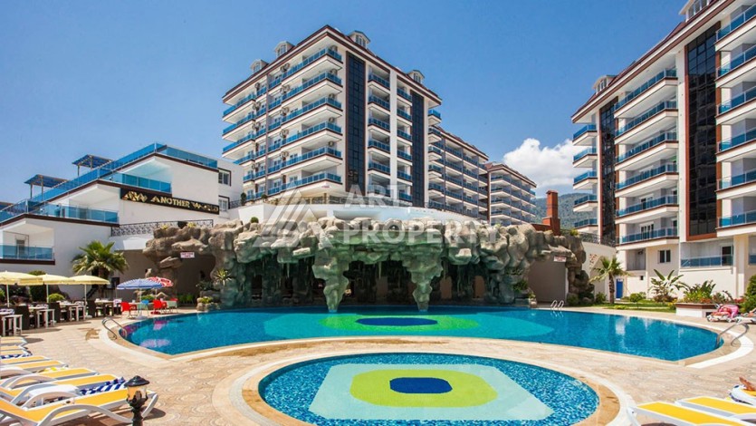 Квартира 1+1 с видом на море и крепость, 75 кв.м. В ЖК уровня 5 звезд в Оба - Ракурс 8