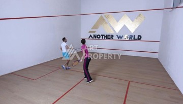 Квартира 1+1 с видом на море и крепость, 75 кв.м. В ЖК уровня 5 звезд в Оба - Ракурс 20