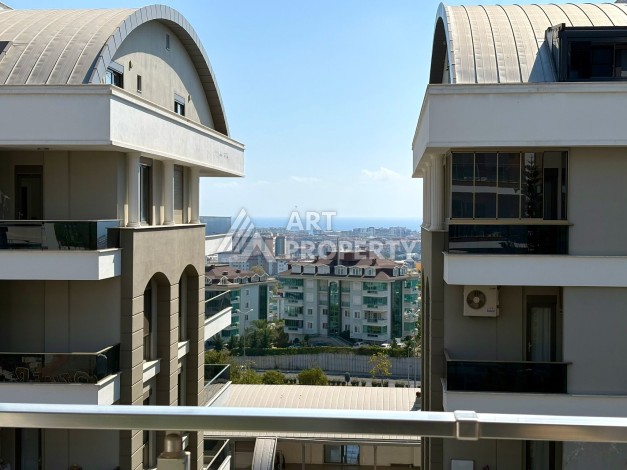 Квартира 1+1 с видом на море и крепость, 75 кв.м. В ЖК уровня 5 звезд в Оба - Ракурс 76