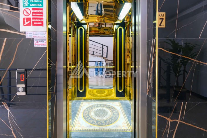 Просторная квартира 1+1 в 300 метрах от моря в центре Махмутлара - Ракурс 1