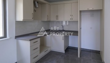 Просторная квартира 1+1 в 300 метрах от моря в центре Махмутлара - Ракурс 9