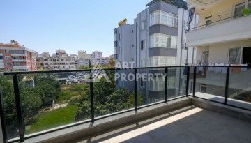 Просторная квартира 1+1 в 300 метрах от моря в центре Махмутлара - Ракурс 13