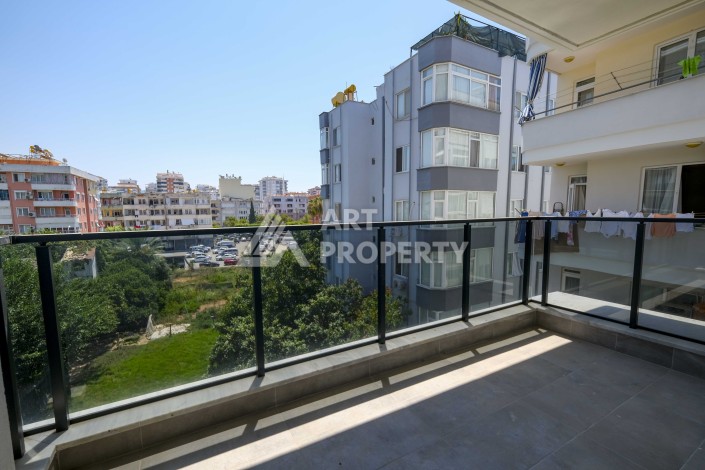 Просторная квартира 1+1 в 300 метрах от моря в центре Махмутлара - Ракурс 12