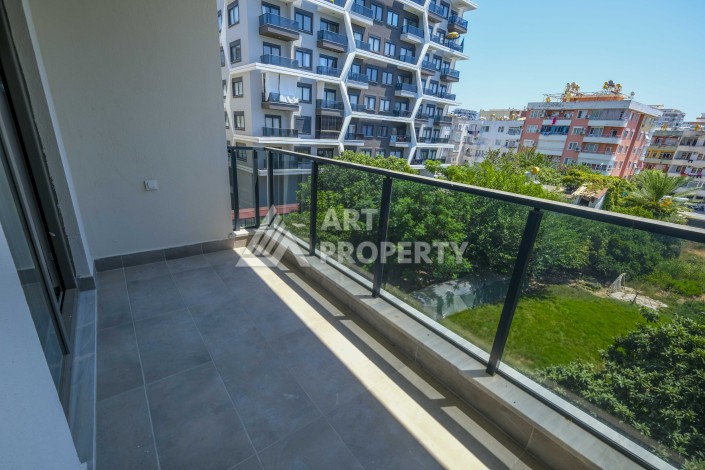 Просторная квартира 1+1 в 300 метрах от моря в центре Махмутлара - Ракурс 14