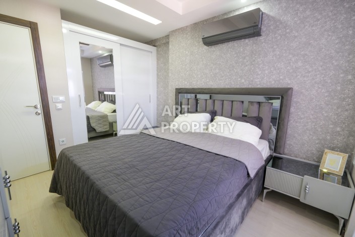 Меблированная квартира 1+1 с видом на море и горы в Махмутларе, в комплексе с бассейном на крыше - Ракурс 24