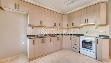 Просторная квартира 3+1 с видом на зелёную территорию в районе Клеопатра - Ракурс 4